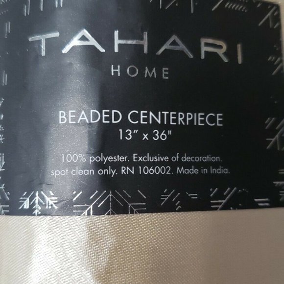 TAHARI HOME BEADED SNOWMAN CENTERPIECE 13 X 36 Red Green